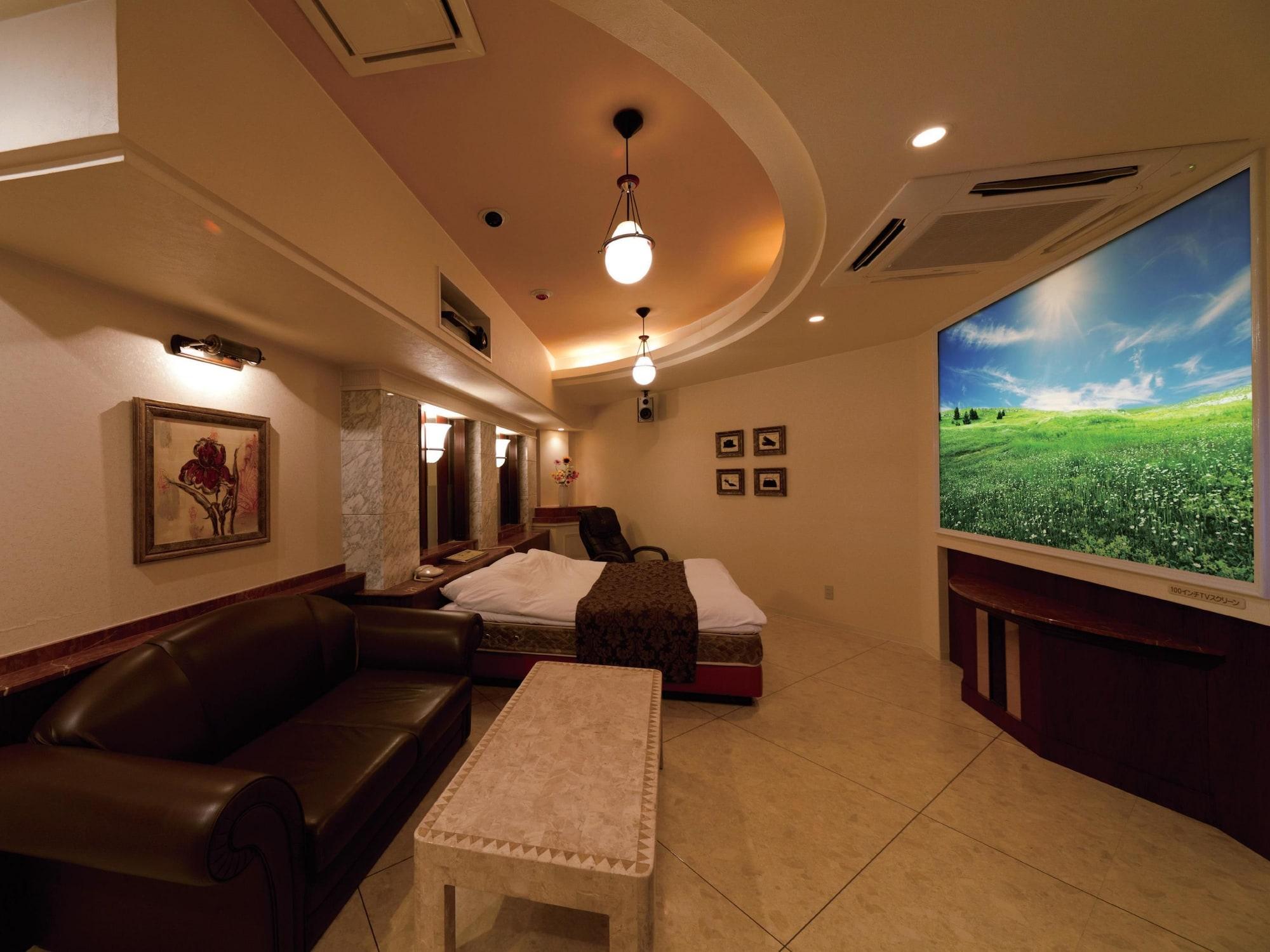 โรงแรมไฟน์ การ์เดน อูเมดะ  โอซาก้า ภายนอก รูปภาพ